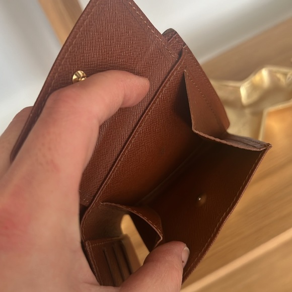 Authentic LV monogram men’s wallet - Picture 9 of 9